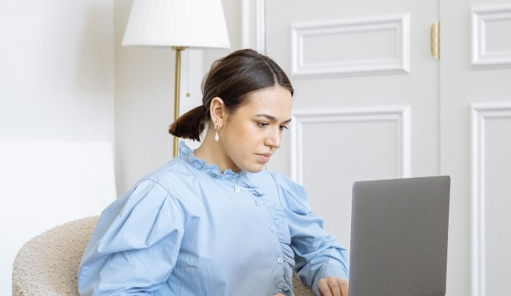 About 1 2 Business Consultant